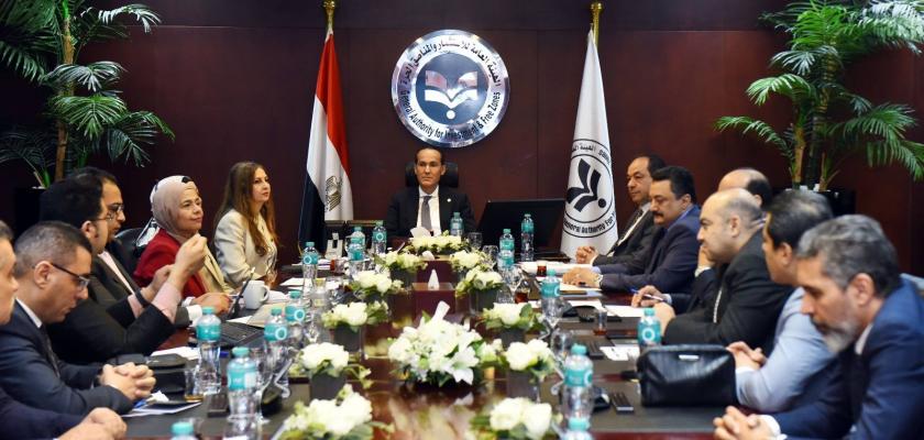 الرئيس التنفيذي للهيئة العامة للاستثمار يتابع تطوير منظومة الأداء الاقتصادي