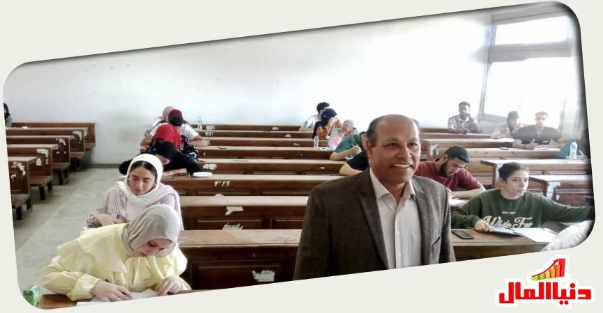 عميد كلية الأداب جامعة العاصمة 