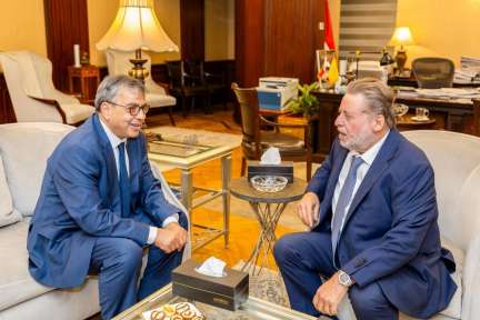 محافظ البنك المركزي المصري يبحث مع نظيره التونسي... محافظ البنك المركزي المصري يبحث مع نظيره التونسي أوجه التعاون المشترك بين الجانبين