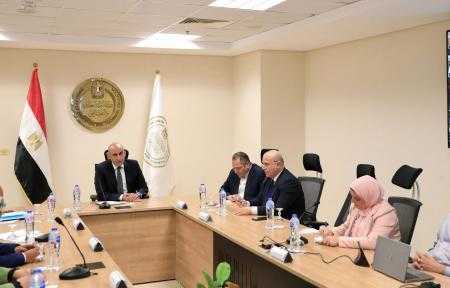 وزير التربية والتعليم يعقد اجتماعًا مع مديري المديريات... وزير التربية والتعليم يعقد اجتماعًا مع مديري المديريات التعليمية عبر الفيديو كونفرانس لمتابعة الاستعدادات النهائية لامتحانات الثانوية العامة