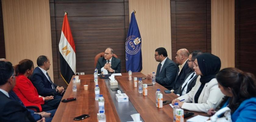 رئيس هيئة الدواء المصرية يلتقي قيادات «فارما جروب» لبحث تطوير المنظومة الدوائية وتعزيز استدامة سوق الدواء المصري