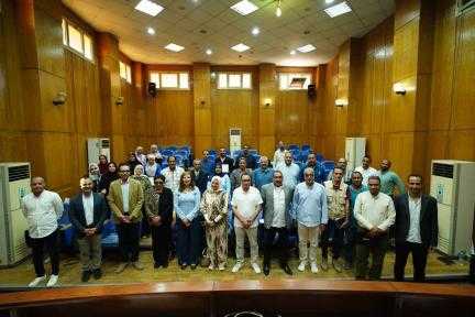 وزارة السياحة والآثار تنظم برنامجًا تدريبيًا حول سياسات الاقتصاد الإبداعي للعاملين المتعاملين مع السائح