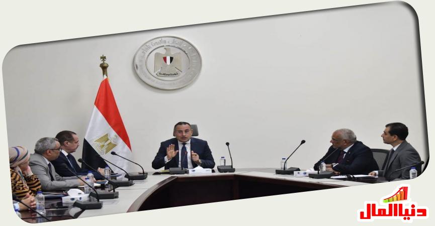 عبد العزيز قنصوه