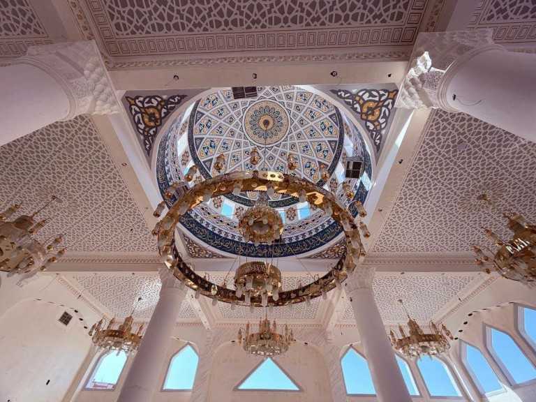 وزيرة الإسكان تتابع موقف تنفيذ عدد من المشروعات والخدمات بمدينتي قنا والمنيا الجديدتين