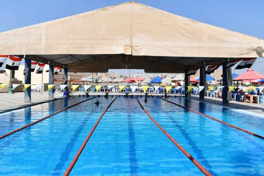 وزير الشباب والرياضة ومحافظ الفيوم يفتتحان مجمع حمامات السباحة بنادي قارون الرياضي