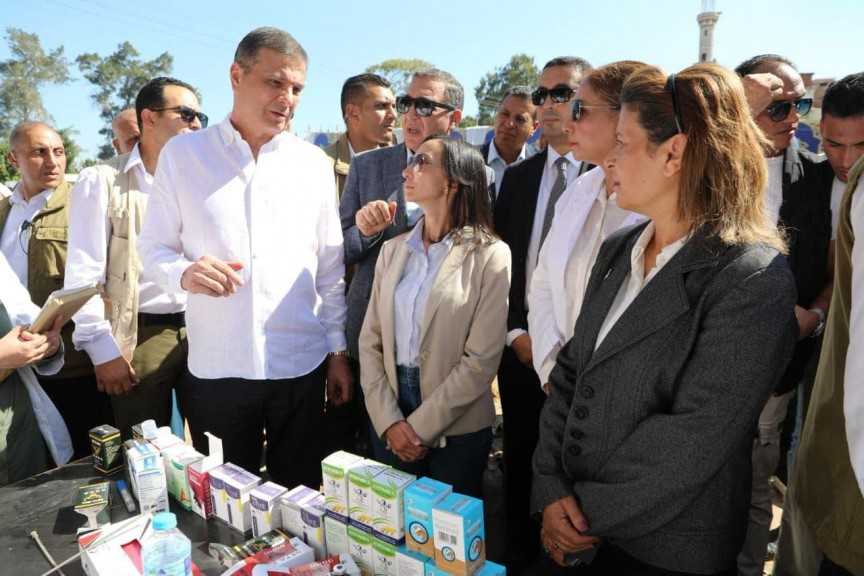 في عيد الفلاح الـ 74.. وزير الزراعة ومحافظ البحيرة يشاركان المزارعين حصاد الذرة بأبو المطامير