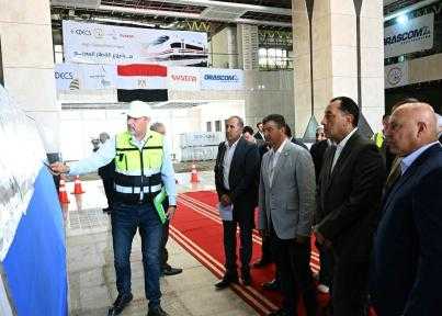 رئيس الوزراء يتفقد مشروع الخط الأول من شبكة... رئيس الوزراء يتفقد مشروع الخط الأول من شبكة القطار الكهربائي السريع «السخنة – العلمين – مطروح»