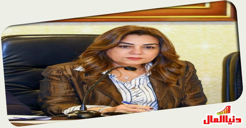 منال عوض 