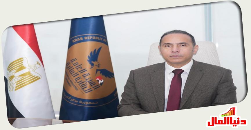 دكتور إسلام عزام 