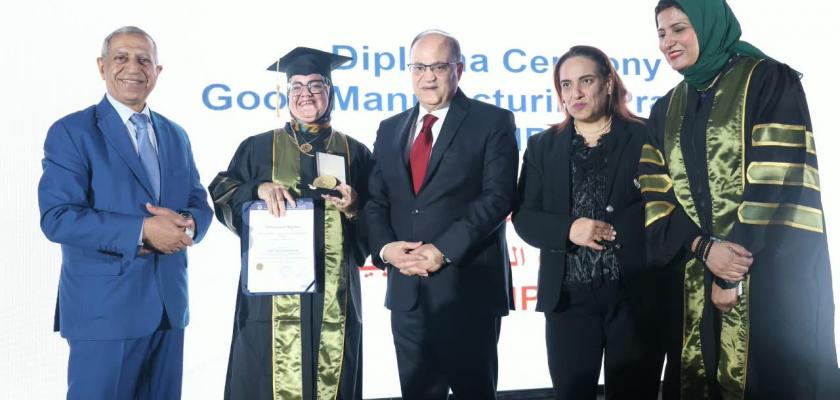 الأكاديمية العربية وهيئة الدواء و”فيتابيوتكس” يحتفلون بتأهيل الكوادر الرقابية