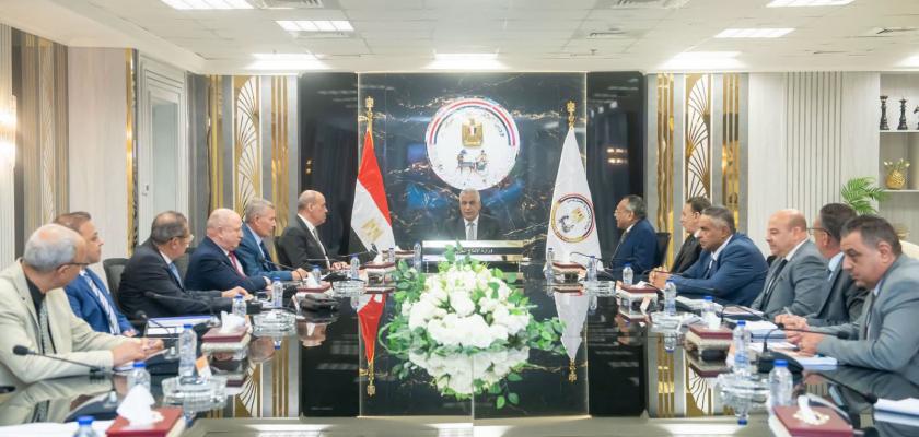 جمبلاط :- وزارة الإنتاج الحربي تسخر إمكانياتها لدعم المشروعات القومية وتعزيز الصناعة الوطنية