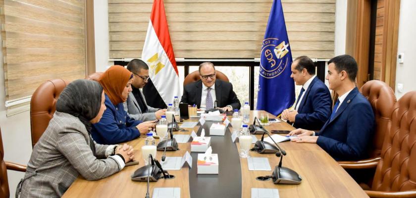 رئيس هيئة الدواء يبحث مع شركة المهن الطبية للأدوية سبل دعم التصنيع المحلي وتعزيز توافر المستحضرات الدوائية