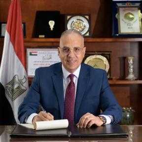 الدكتور سويلم يؤكد أهمية الالتزام بقواعد القانون الدولي... الدكتور سويلم يؤكد أهمية الالتزام بقواعد القانون الدولي وتعزيز التعاون في إدارة الموارد المائية المشتركة