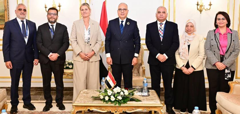 الدكتور سويلم يبحث مع مكتب الإيفاد تعزيز التعاون المشترك في مجالات إدارة المياه والتكيف مع تغيرات المناخ